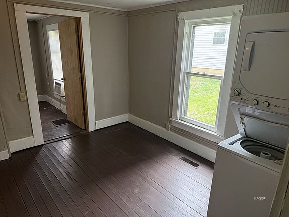 5th image of 33-43 N Lancaster St #45