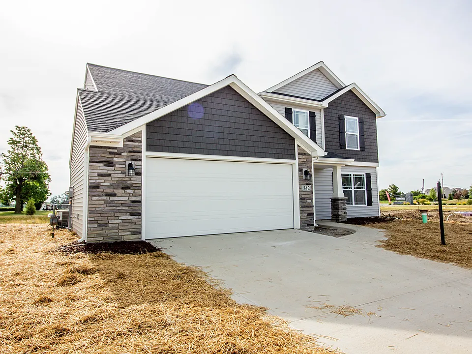 242 Brescia Dr