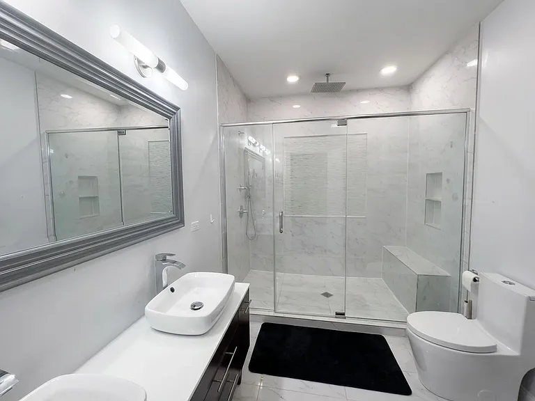 3019 N Christiana Ave — Photo 10