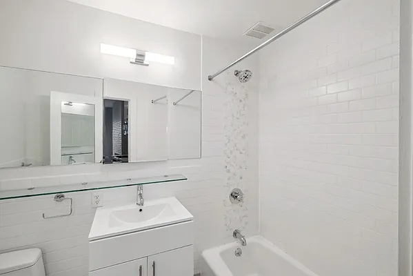 Rented by Cooper & Cooper Real Estate | media 6