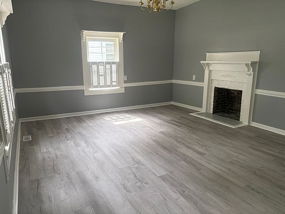 2nd image of 211 E Edinborough Ave