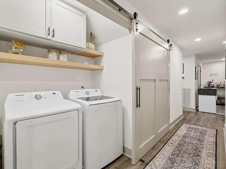 308 Sunliner Dr — Photo 25