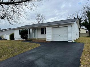 74 Clifton Pl, Port Jefferson Station, NY 11776