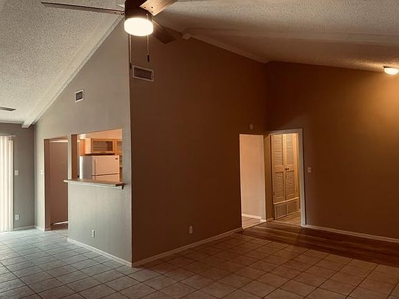 3rd image of 77208 Creekside Dr #C