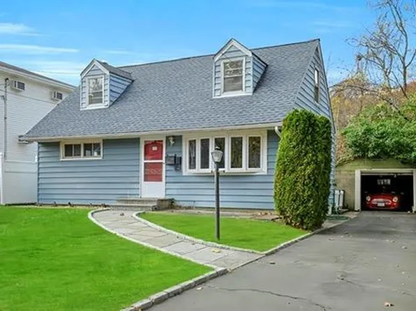 341 Helena Avenue, Yonkers, NY 10710