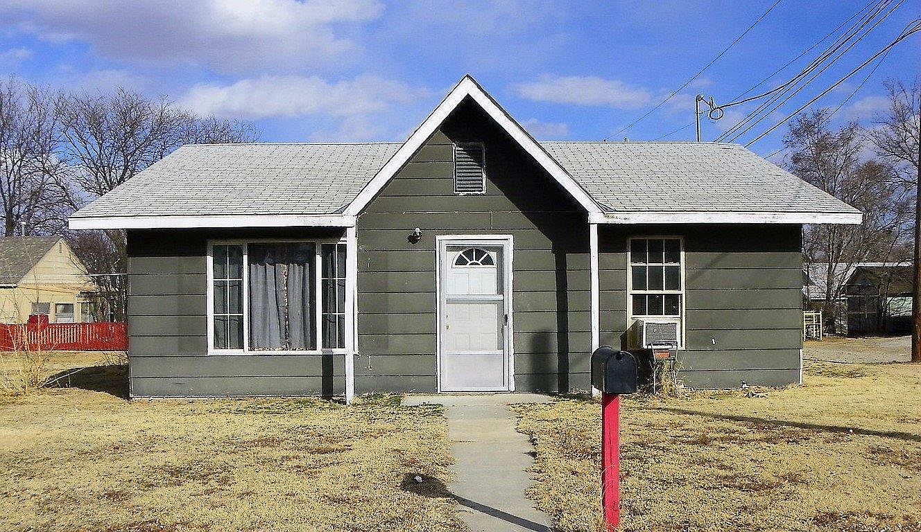 972 5th St, Phillipsburg, KS 67661 Zillow