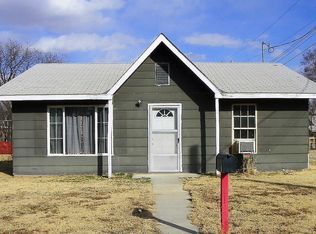 972 5th St, Phillipsburg, KS 67661