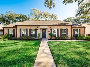 11210 Ivyridge Rd, Houston, TX 77043