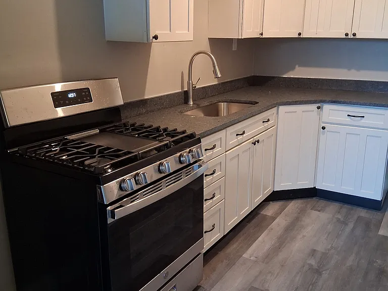 7536 Dunedin St #10 — Photo 10