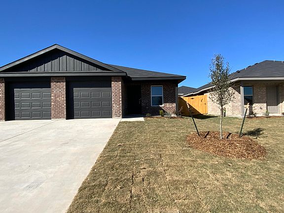3rd image of 2405 Alterman Dr #A