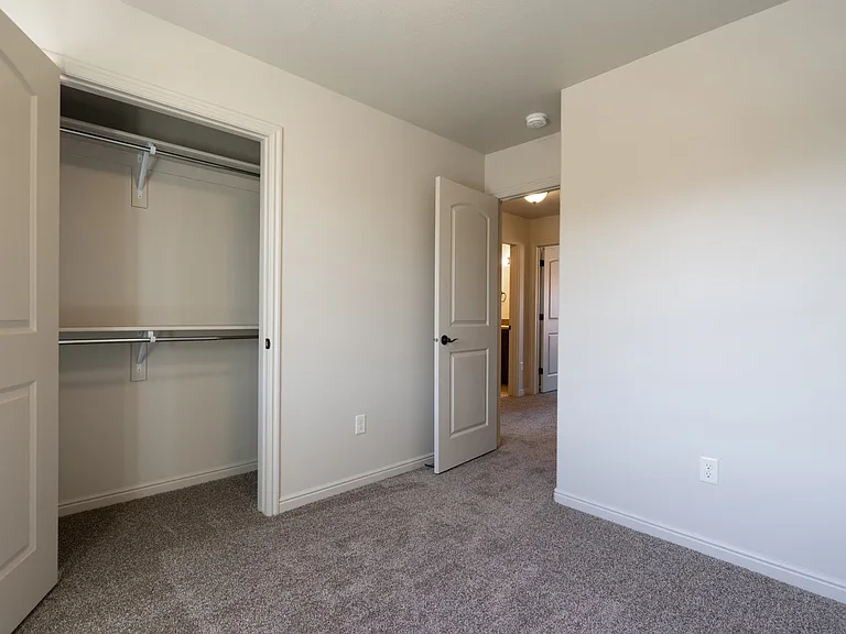 370 W Buena Vista Blvd #111 — Photo 39