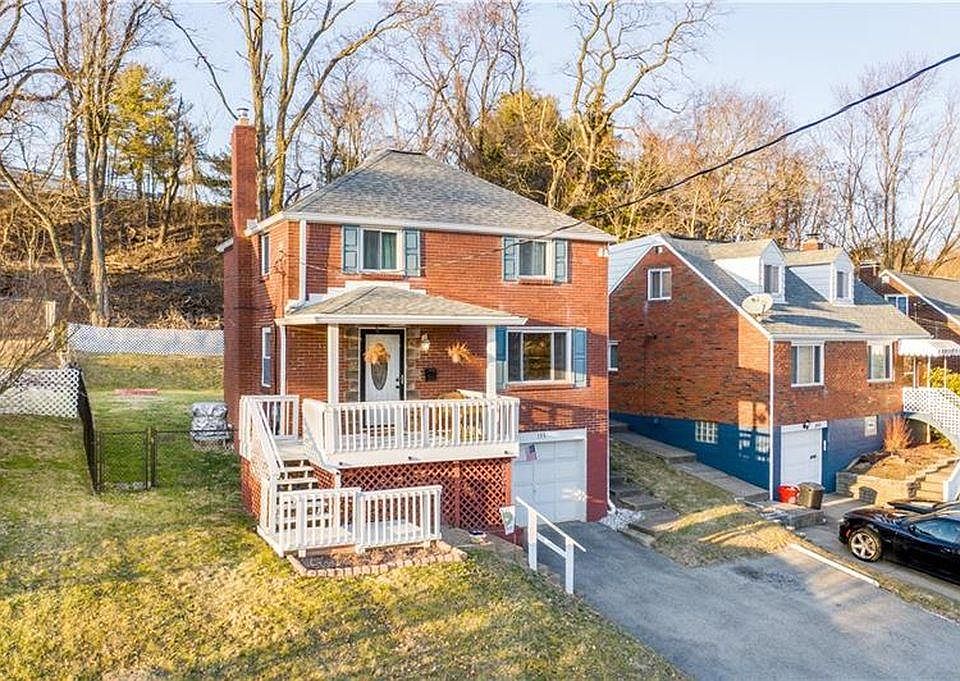 Well-maintained lovely home in Churchill Valley, Penn Hills