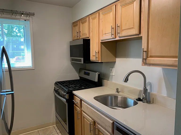 11505 Amherst Ave #1 — Photo 5