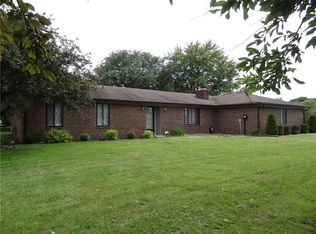 897 W New Rd, Greenfield, IN 46140