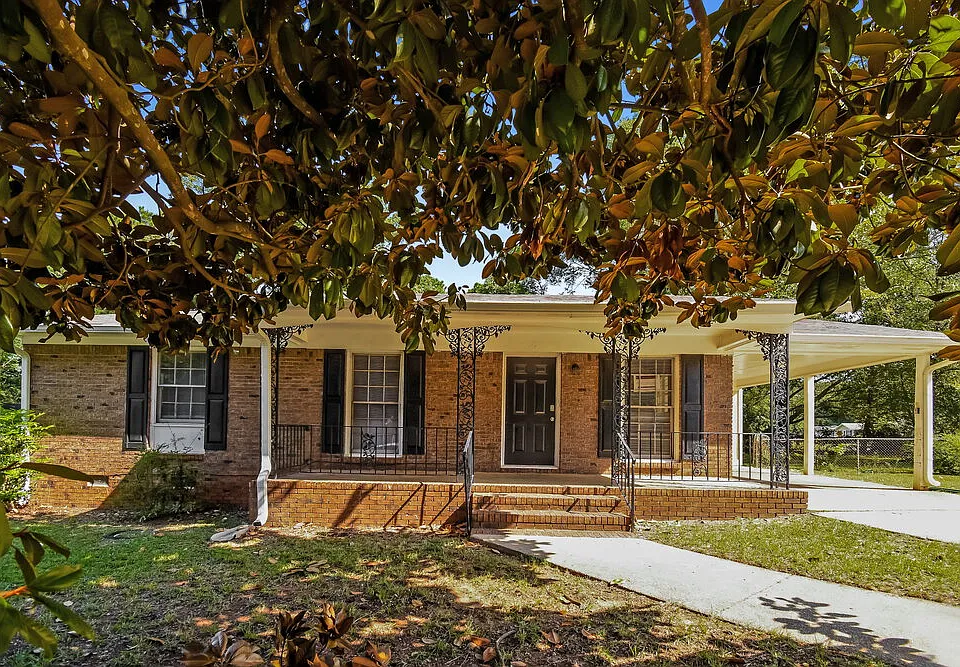 64 George Lemon Dr