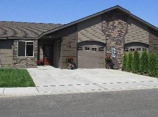 404 Lacoursiere St, Moxee, WA 98936