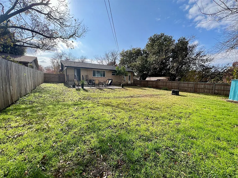 1113 Eric Ave — Photo 30