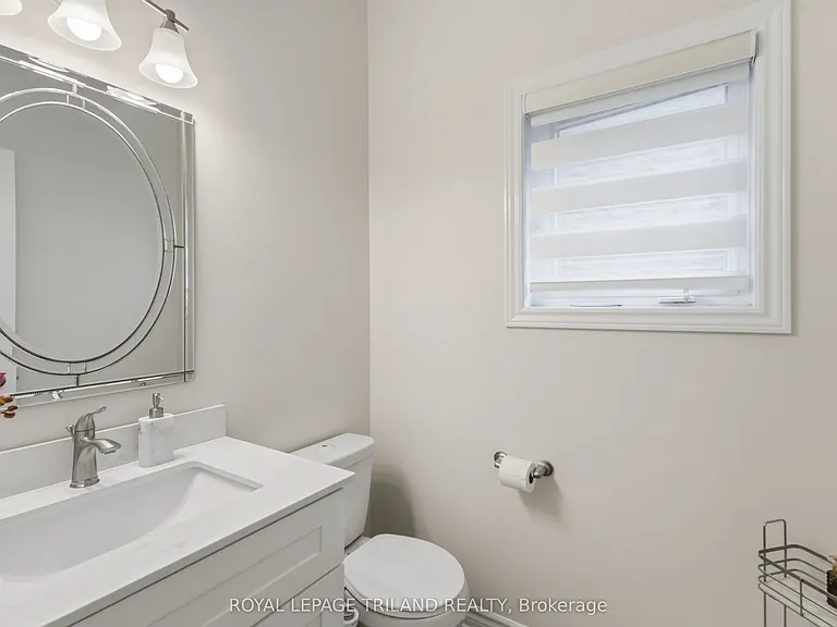 860 Kettleridge St — Photo 17