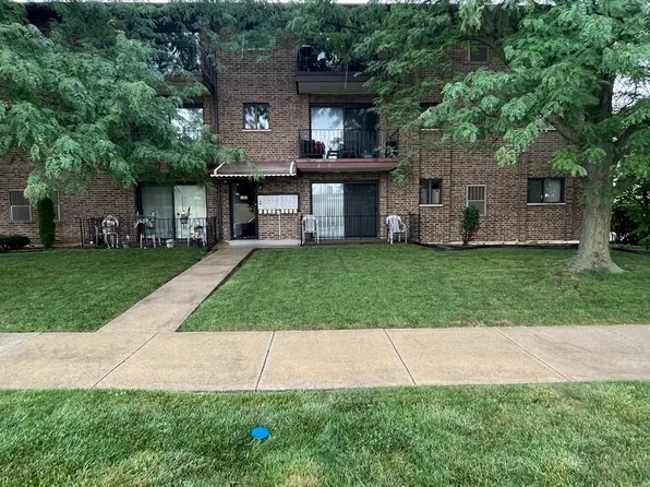 10920 S Central Ave #301, Chicago Ridge, IL 60415