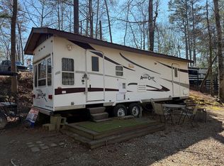 73 12th St, Ellijay, GA 30540