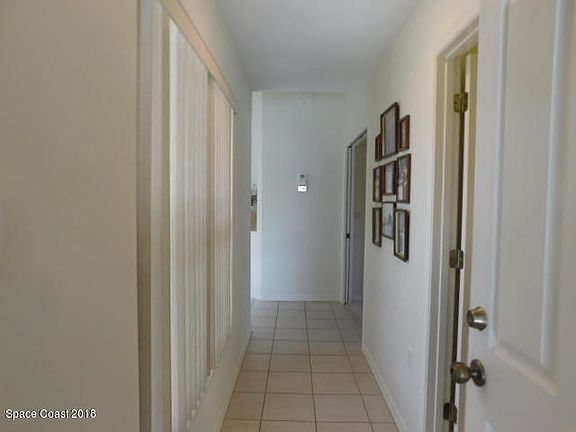 3rd image of 602 Brookwood Pl
