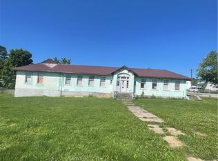 117 1st St, Mather, PA 15346