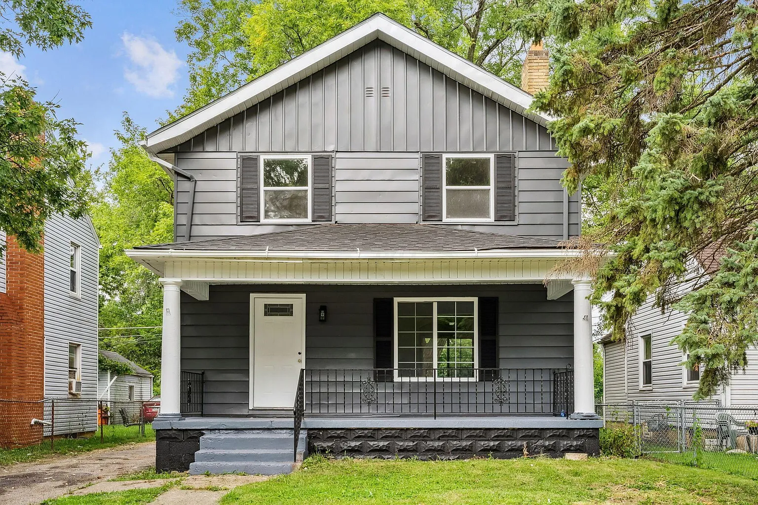 2293 Dresden St photo 1