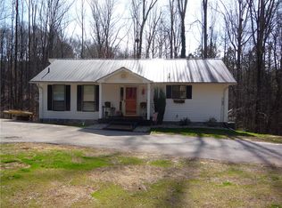 125 Brook Ln, Seneca, SC 29672