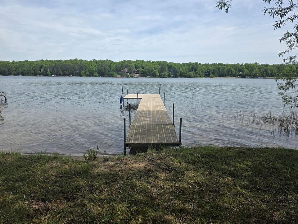 1st image of 29894 Laplant Rd