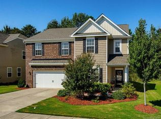 14314 Green Birch Dr, Pineville, NC 28134