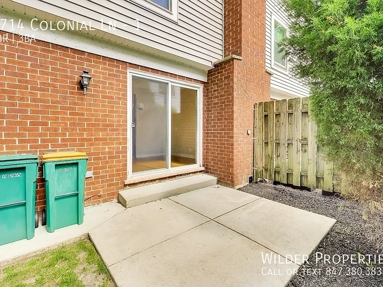 1714 Colonial Ln #1 — Photo 27