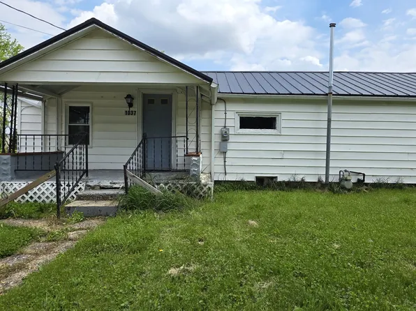 1037 Fishlock Ave, Findlay, OH 45840