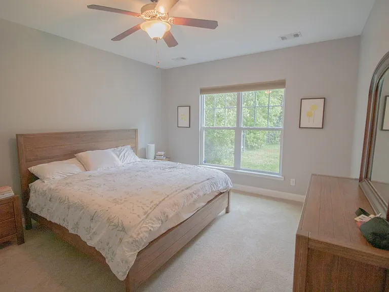 4 Gresham Ln — Photo 21