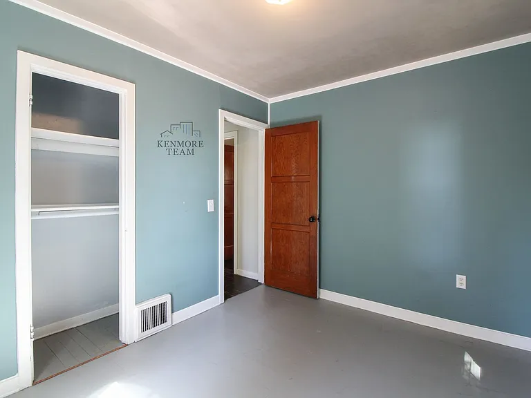 1310 Haupt Ave — Photo 14