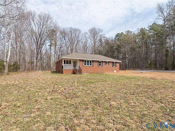 2nd image of 4510 Three Square Rd