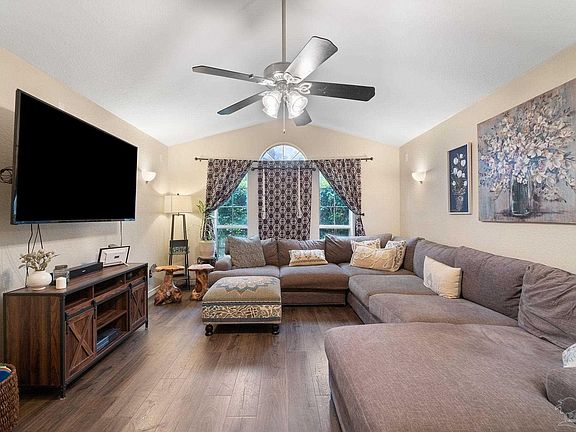 5th image of 2394 La Lar Ln