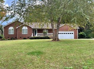 6439 Starlette Ln, Trinity, NC 27370