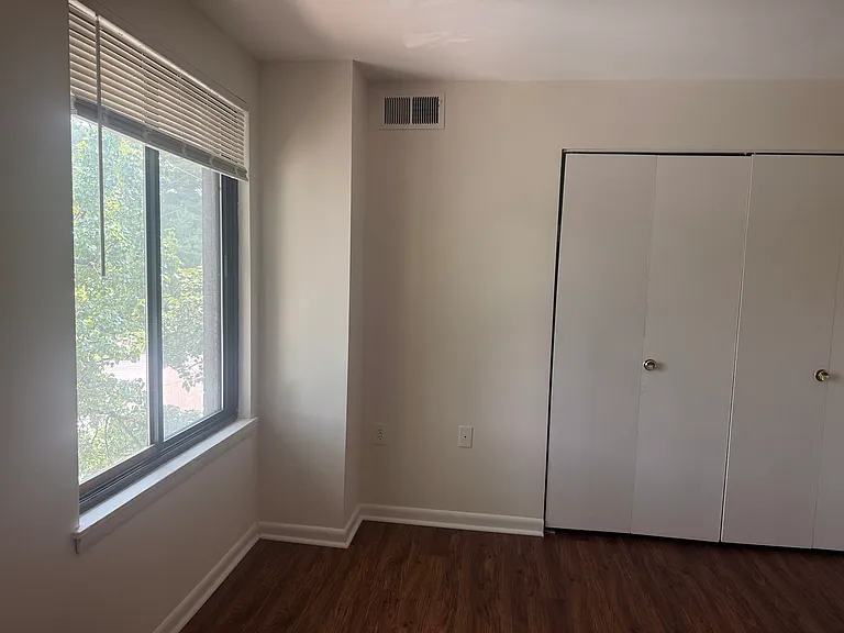 2842 Dover Ln #304 — Photo 23