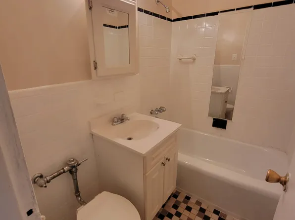 1730 East 14th Street 3F image 6 of 6