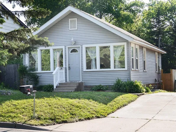 1337 Bidwell St, West Saint Paul, MN 55118