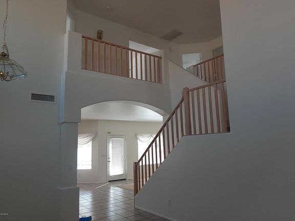 10203 E Meadow Hill Dr - 2017 004