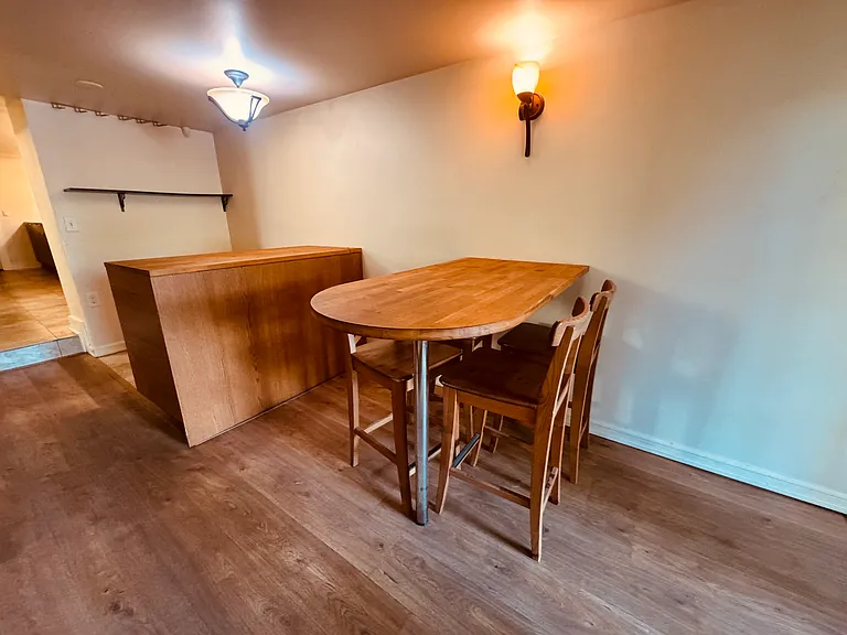 2413 SE Taggart St #BASEMENT — Photo 5
