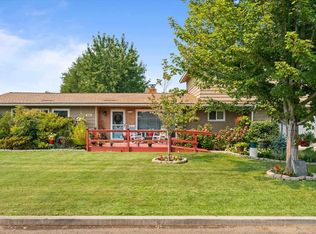 416 N Road 36, Pasco, WA 99301