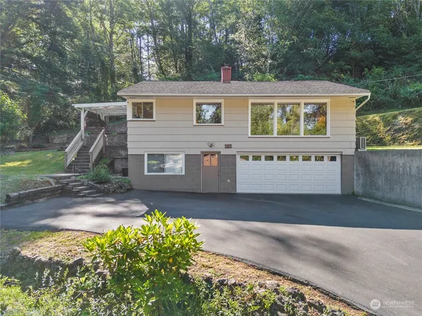 502 Upper Grand Avenue, Hoquiam, WA 98550