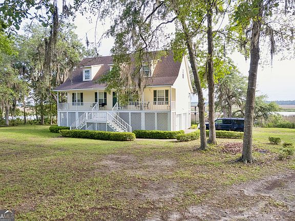 2nd image of 70 Deer Ln