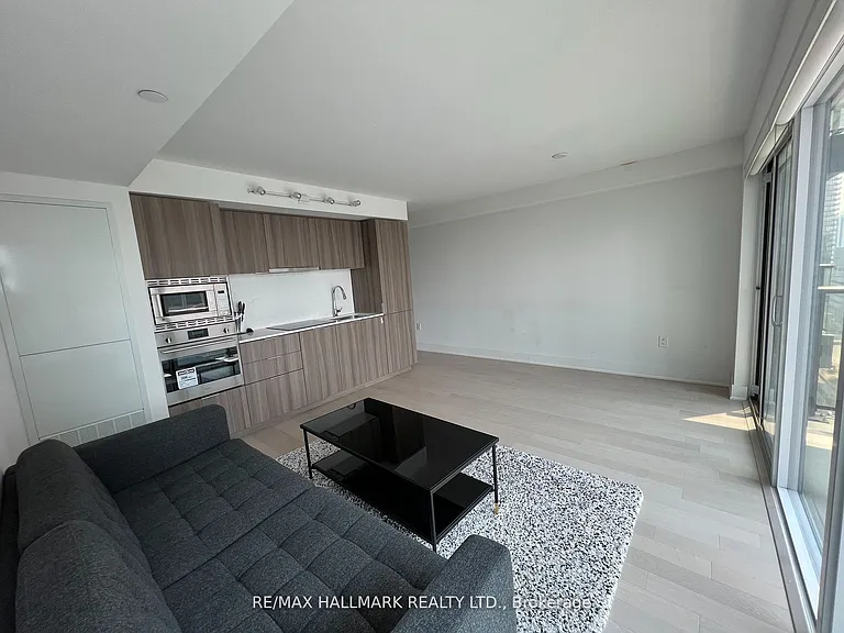 955 Bay St #1715 — Photo 8