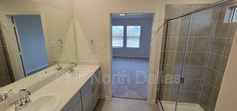 2633 Oneida Ln — Photo 38