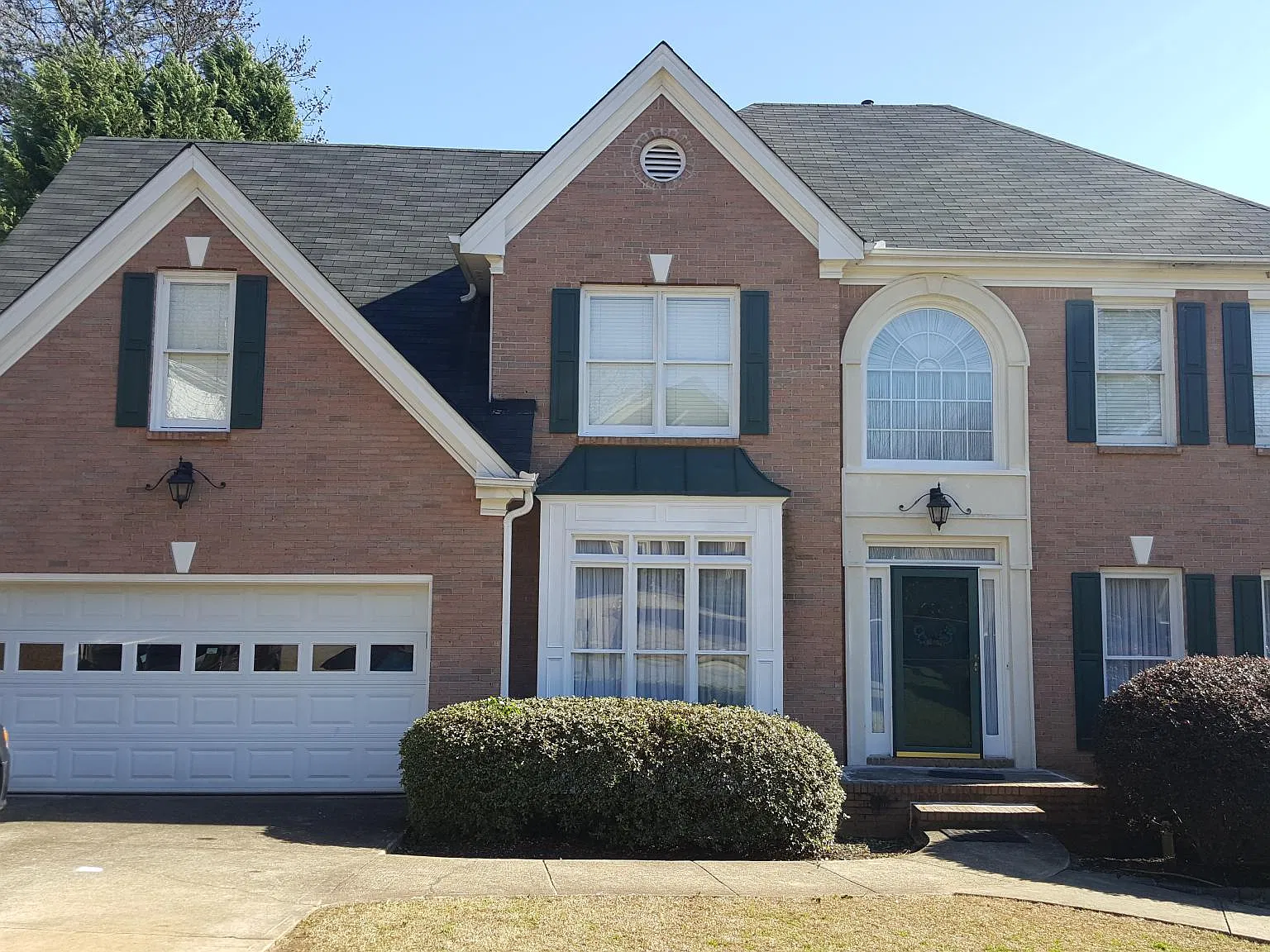450 Golden Meadows Ln — Photo 1