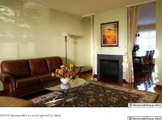 81 Banyan Blvd, Holmdel, NJ 07733