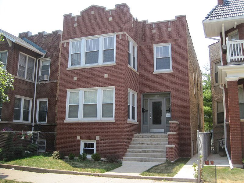 1st image of 4510 N Albany Ave #2